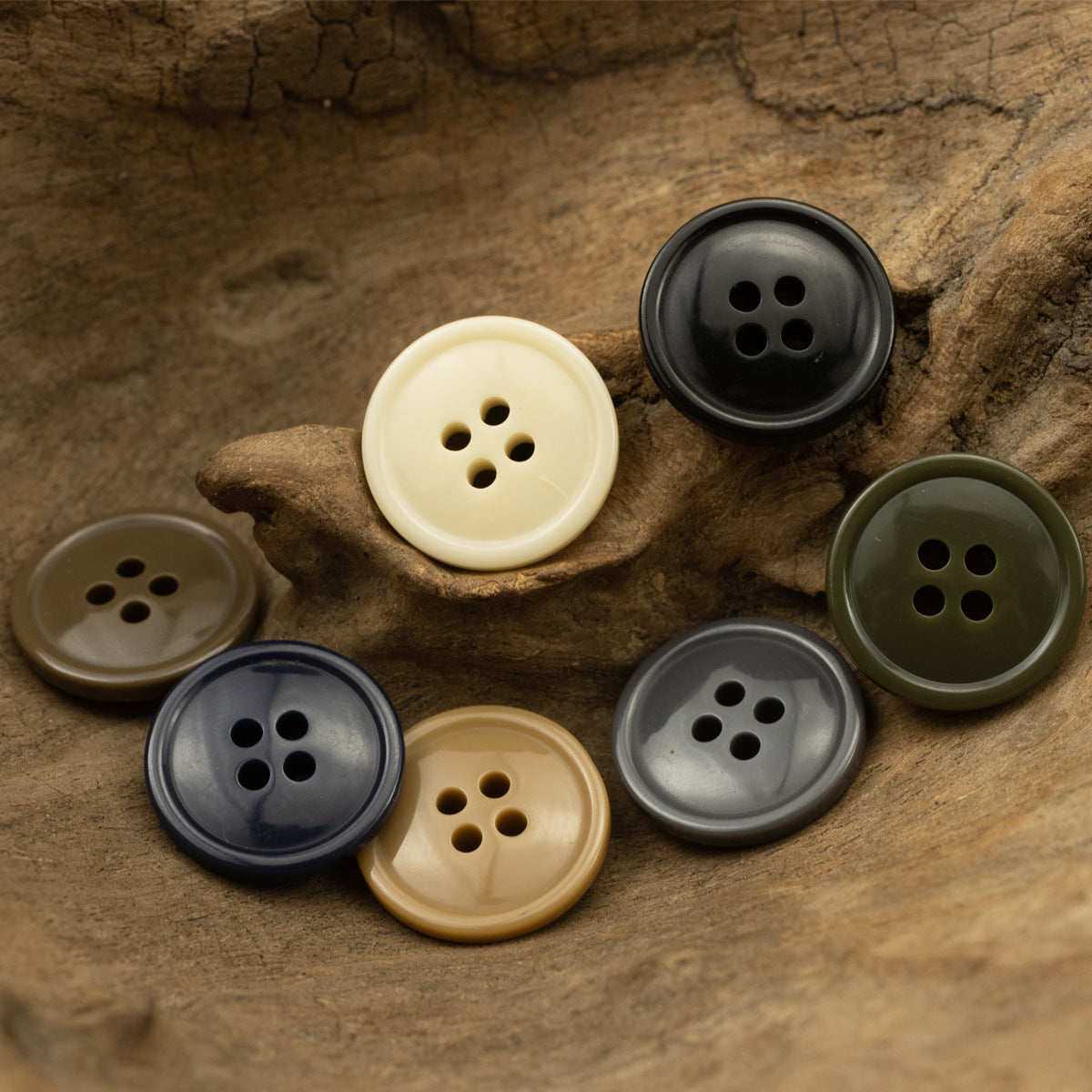 7-Color Round Four-Hole Resin Handsewn Button Set of 70