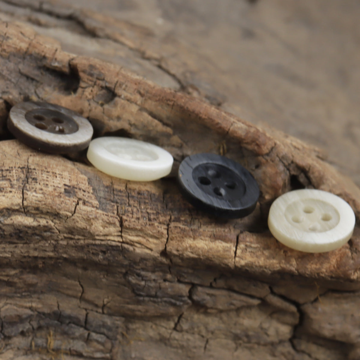 Wide-Edged Wood Grain Resin Buttons for Polo Shirts Collar,50PCS