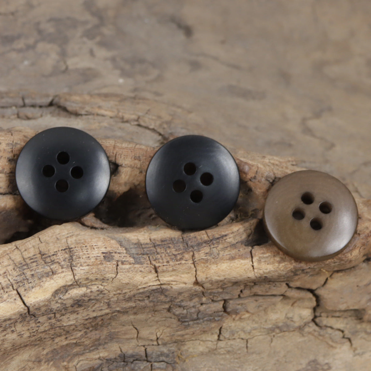 15mm Burnt-Edge Four-Hole Natural Fruit Buttons for Linen Dresses 10PCS