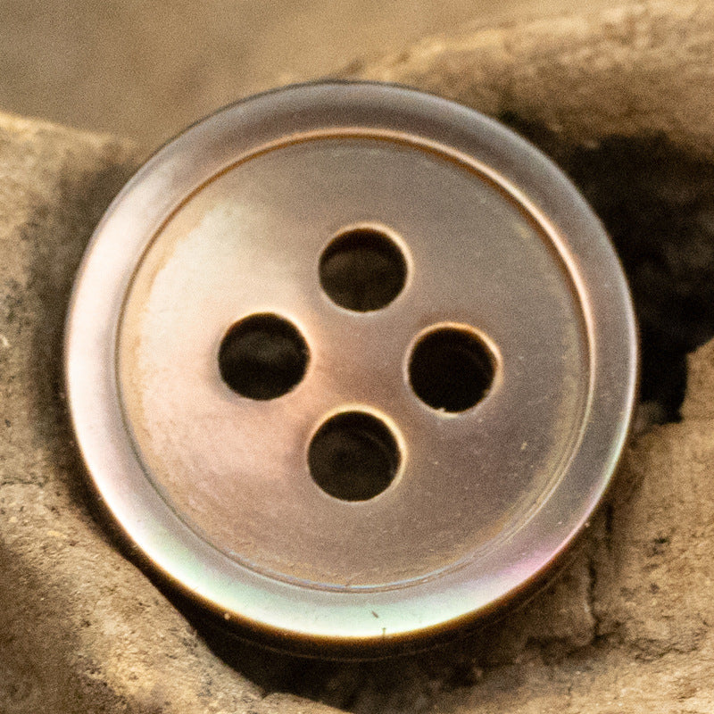 Tarot Shell Buttons Round 11.5mm 10 Pack Coffee