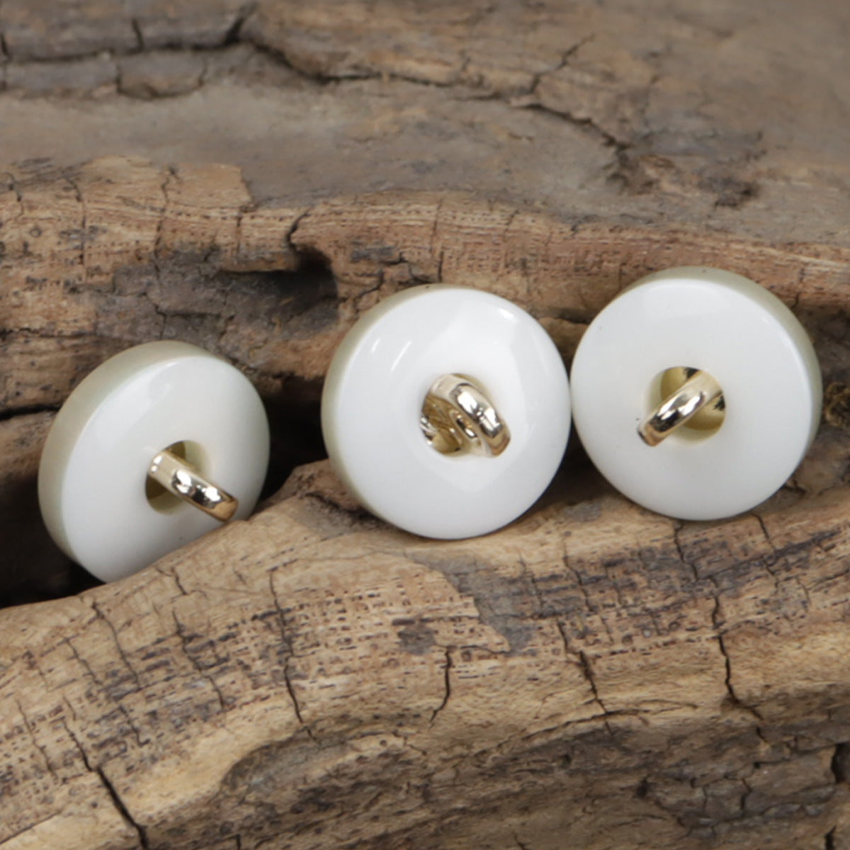11.5mm Round Beige Decorative Resin Buttons with Metal Handle 20pcs