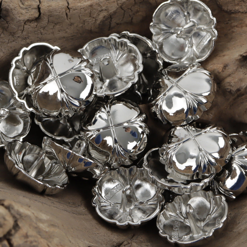 Four-Leaf Clover Misty Gold Metal Shank Buttons - 10pcs Silver