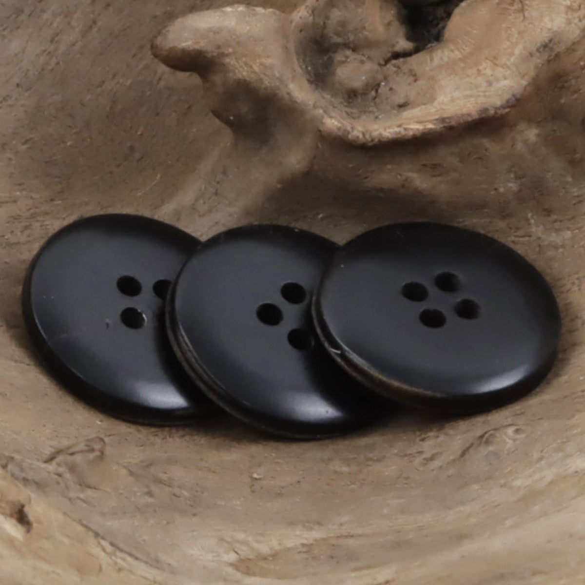 Vintage Laser-Etched Black Genuine Cow Horn Buttons,10pcs