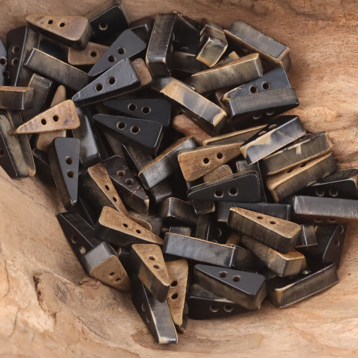 Vintage Triangular Burnt-Yellow Ox Horn Buttons,10pcs Burnt