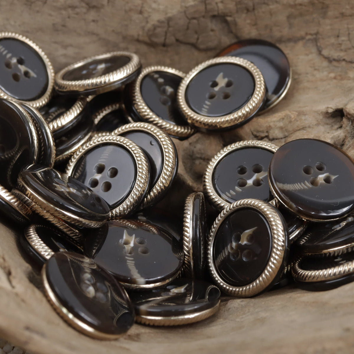 Beige and Coffee Four-Hole Flat Resin Buttons with Metal Lace 10pcs Coffee
