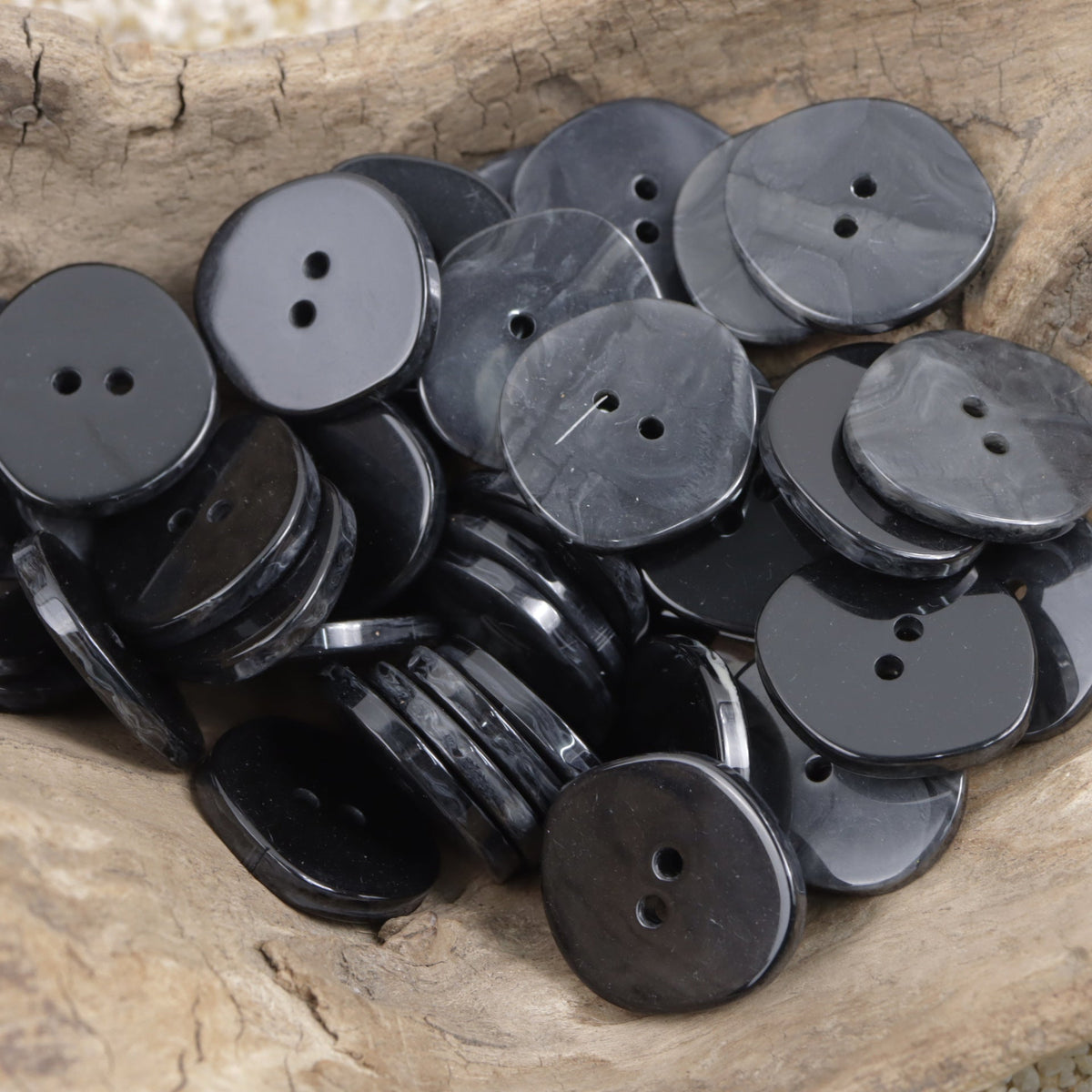 Irregular Rhombus 30mm Extra Large White Coffee Black Resin Buttons 20pcs Black