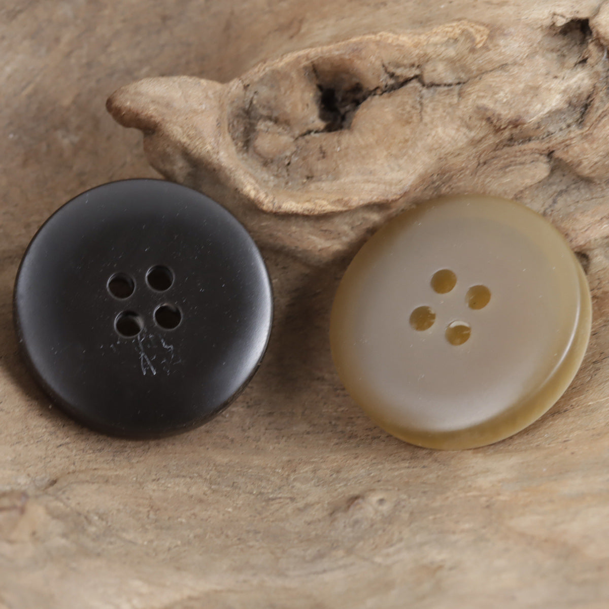 15mm-28mm Khaki Coffee Moonlight Pattern Resin Buttons 40pcs
