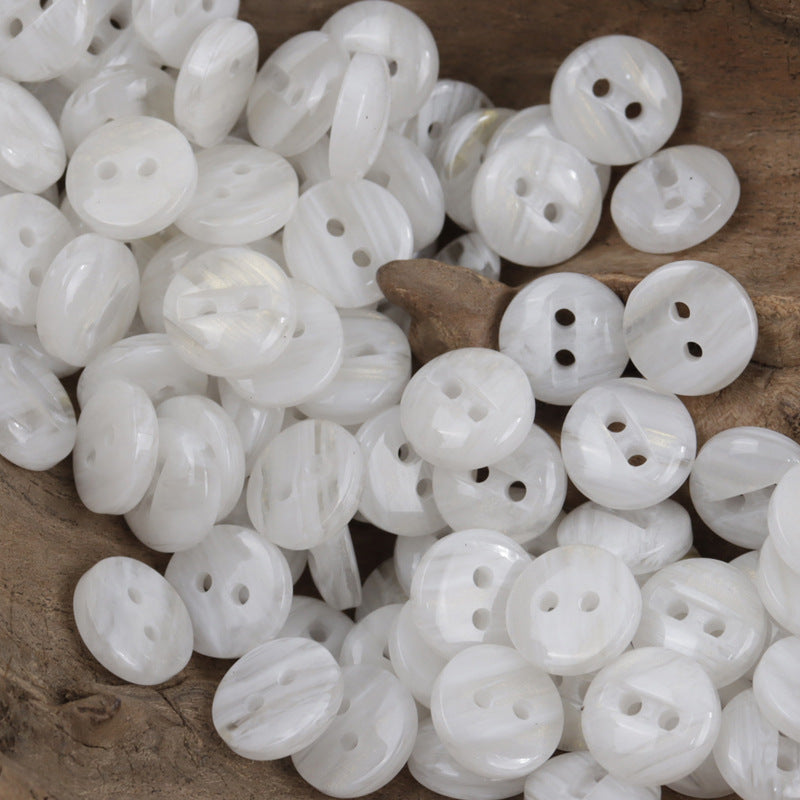 11.5mm Emerald Gold-Plated 2-Hole Resin Buttons 50 Pack
