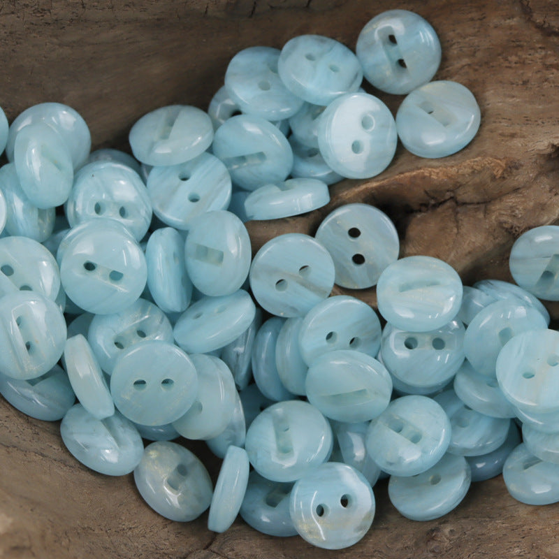 11.5mm Emerald Gold-Plated 2-Hole Resin Buttons 50 Pack