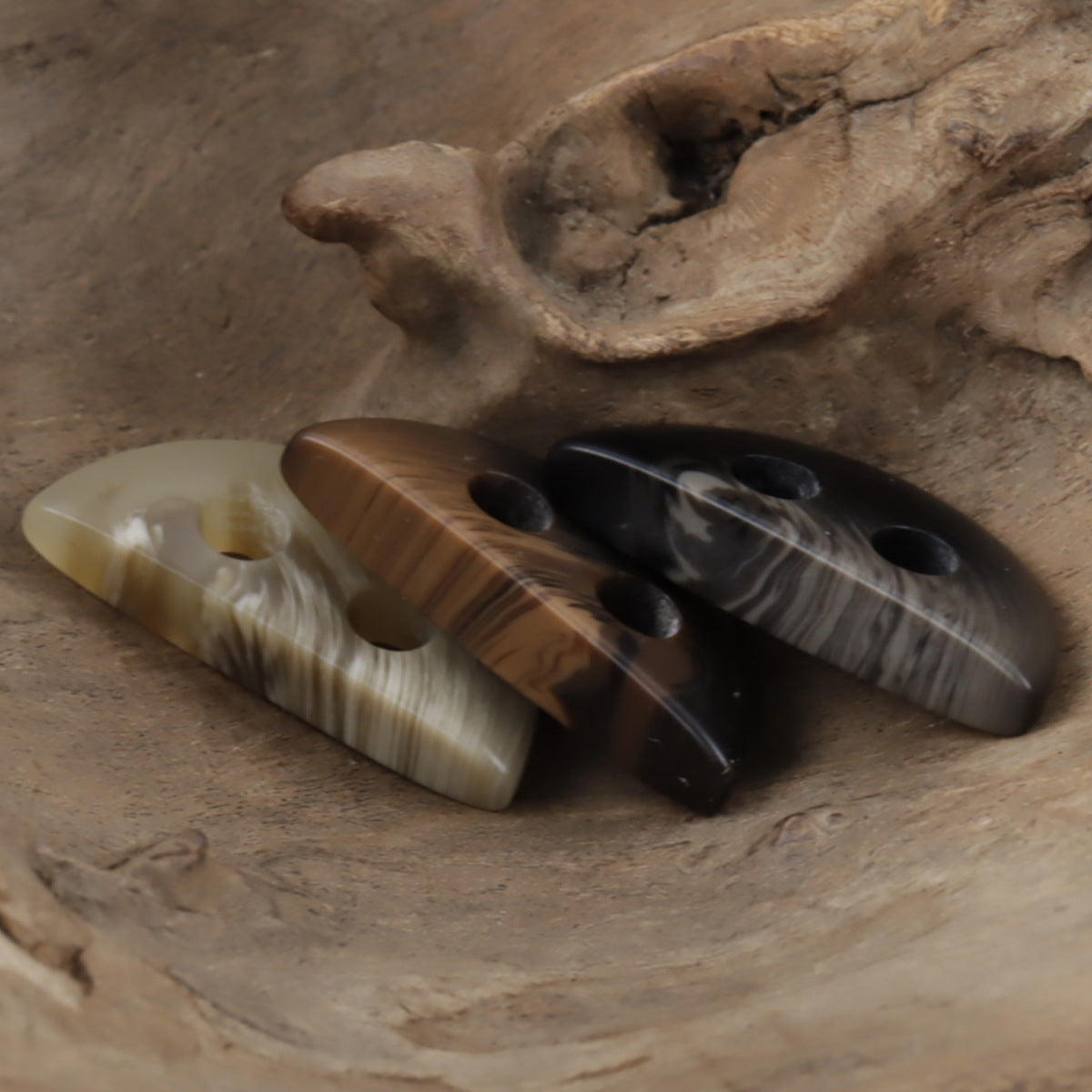 Semi-Circular 2 Hole Resin Buttons Imitation Horn Pattern,20pcs