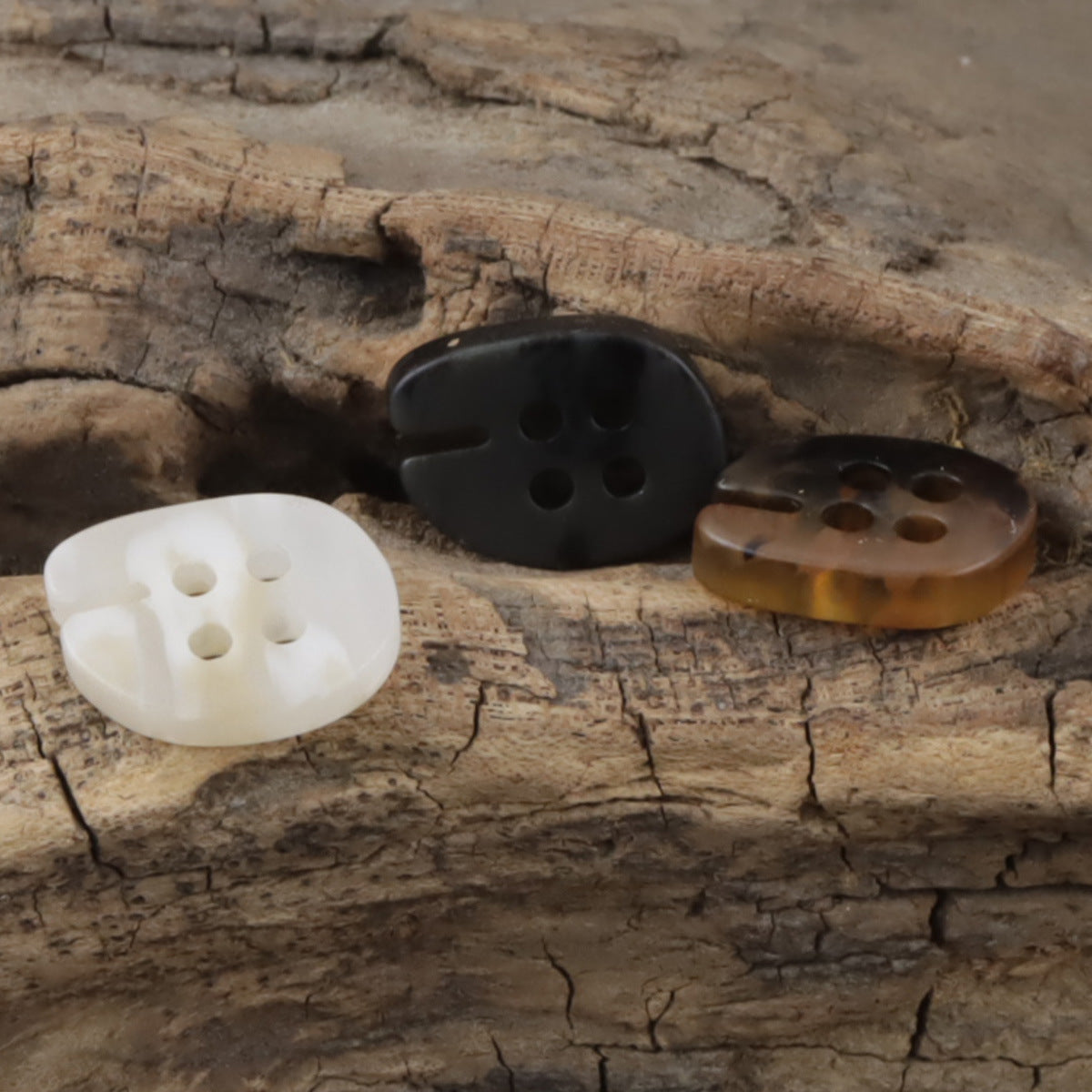 Creative Fish Mouth-Shaped Resin Buttons 50pcs