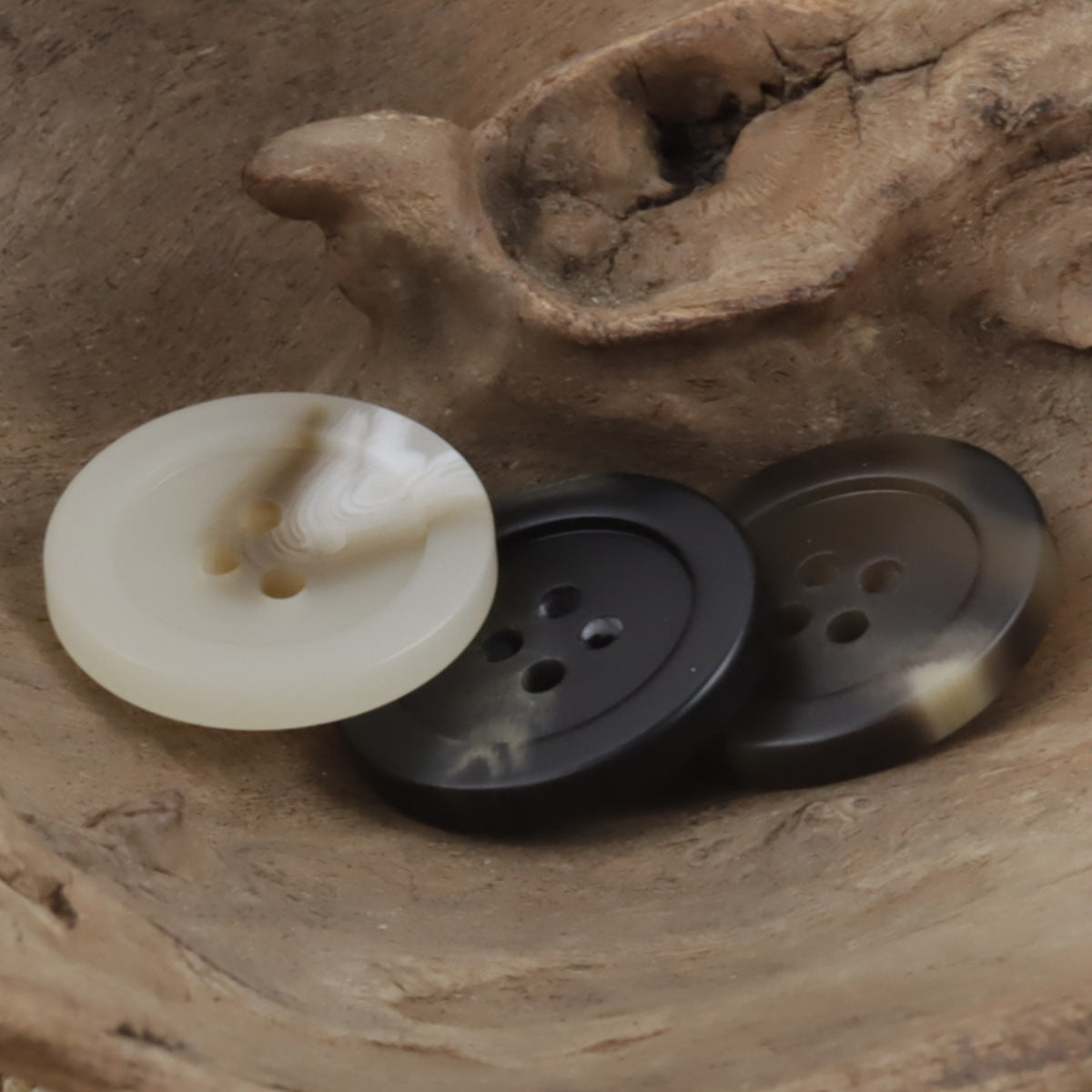 Round Four-Hole Imitation Horn Grain Resin Buttons,20pcs