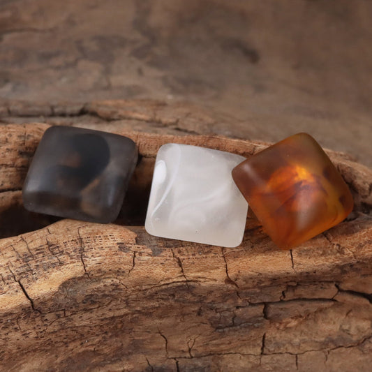 Square Amber Resin Buttons with Metal Shanks for DIY Knitted Hats Dolls 30pcs