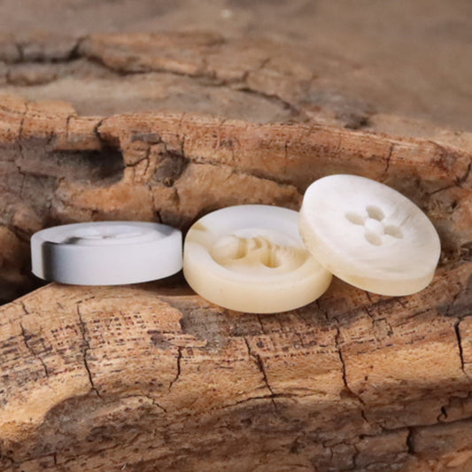 11.5MM Round 4 - Hole Black and White Resin Buttons,50pcs