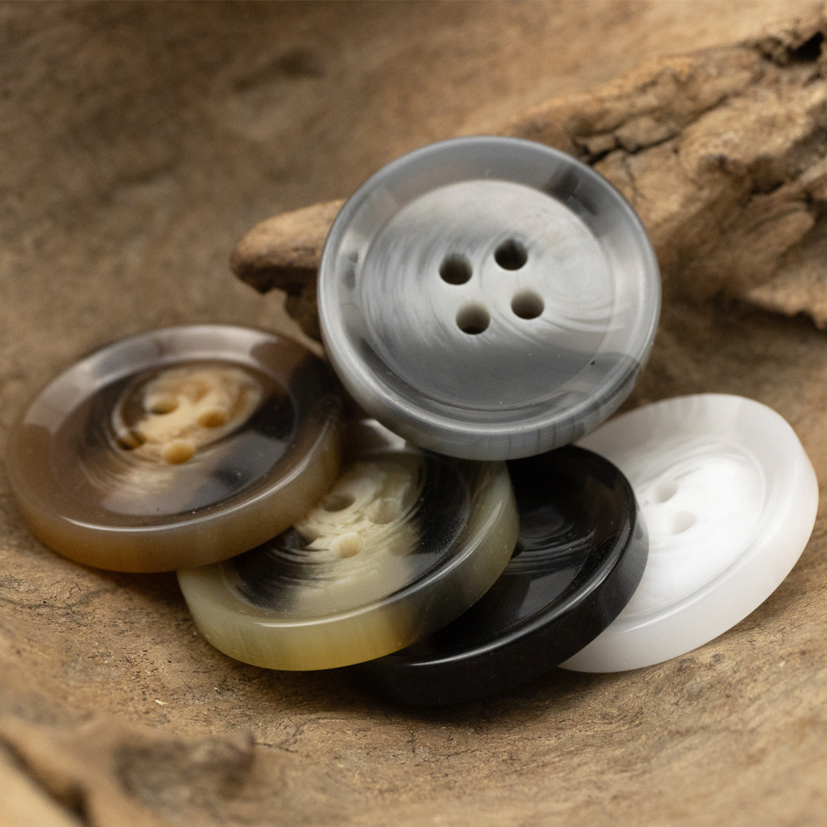 Round 4 Hole Brush Pattern Resin Buttons 20pcs