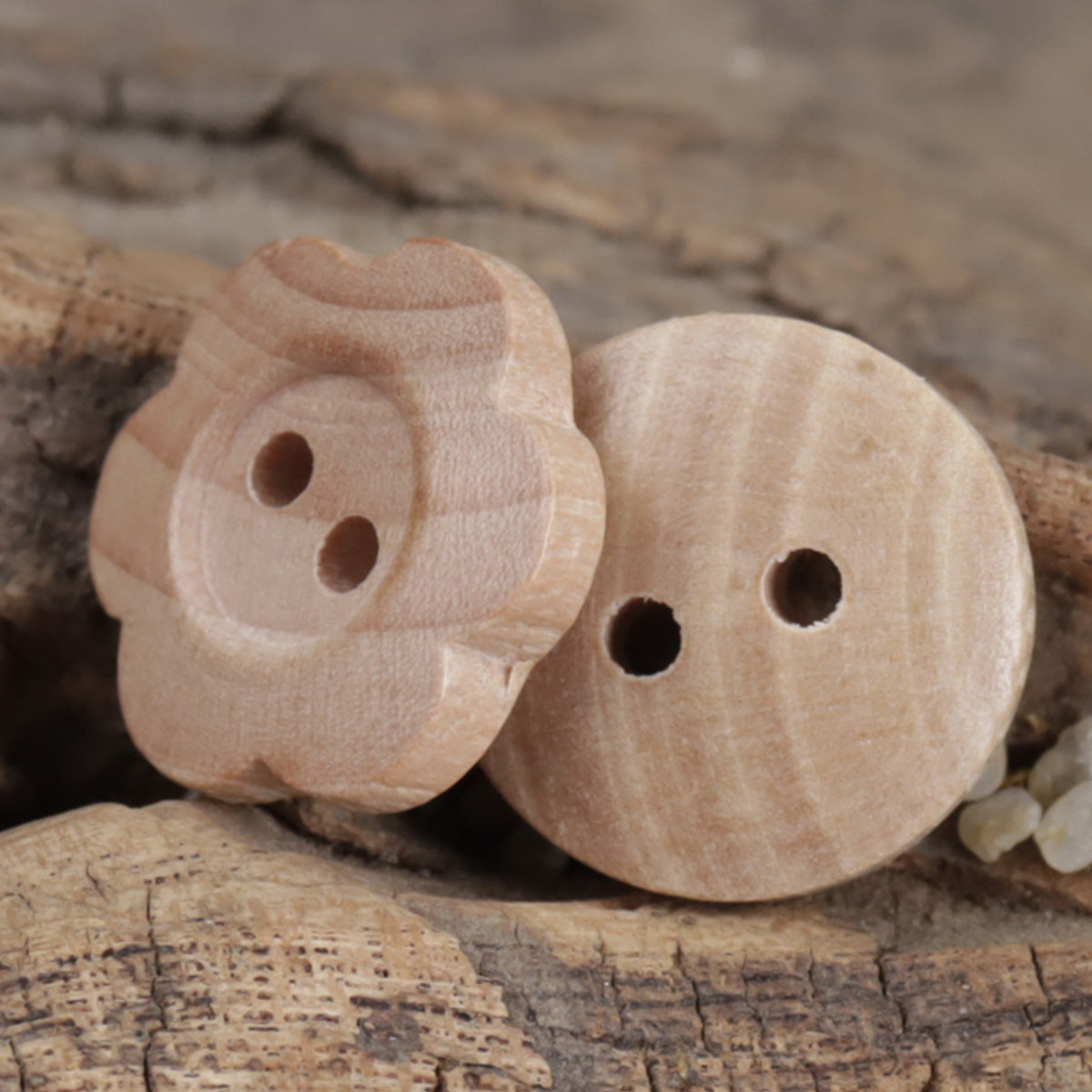 15mm Sunflower Two-Hole Wooden Buttons for Knitted Doll 30pcs
