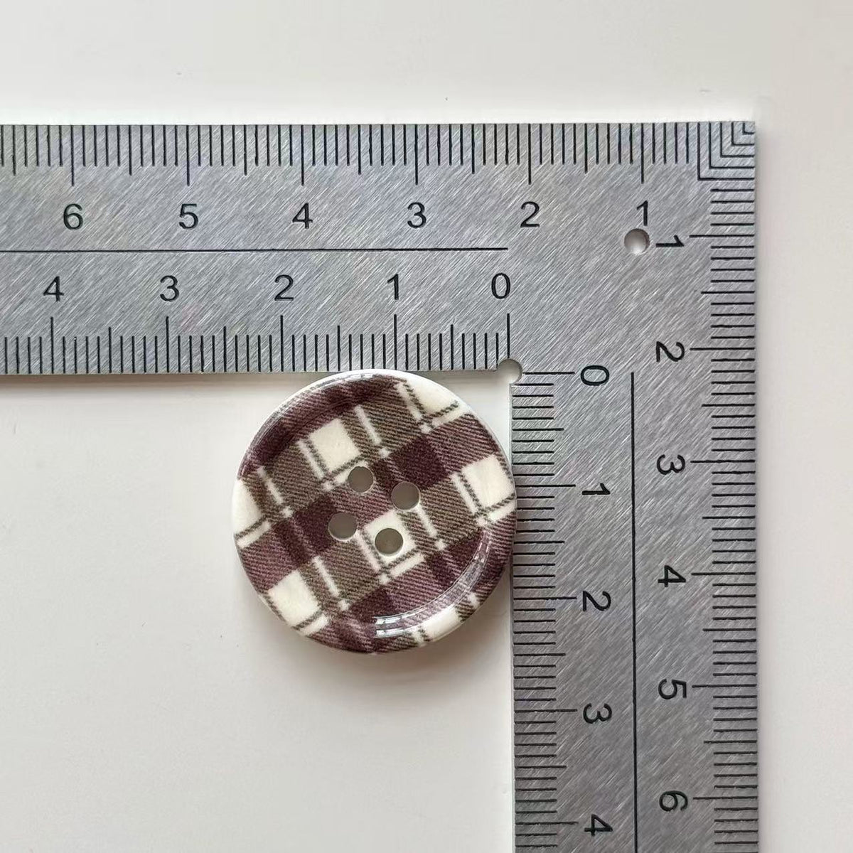 1 Inch Coffee Plaid Pattern Round 4-Hole Craft Buttons 36 Pack
