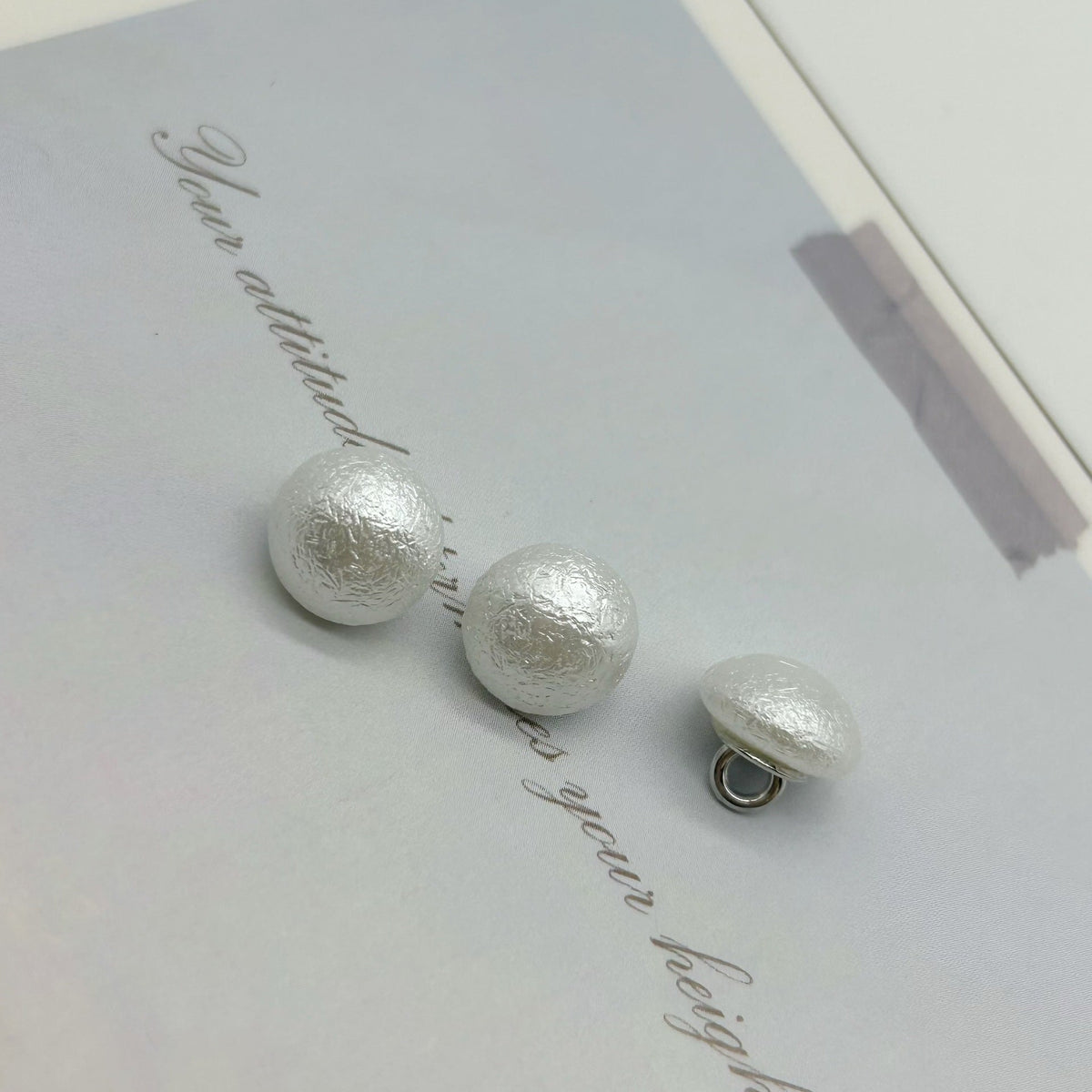 10mm Round Wrinkled Pearl Buttons and White Square Pearl Buttons 40pcs