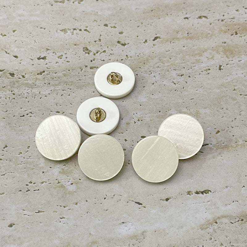 10-18mm Beige Flat Resin Buttons with Metal Shanks for Shirts Cardigans Sweaters