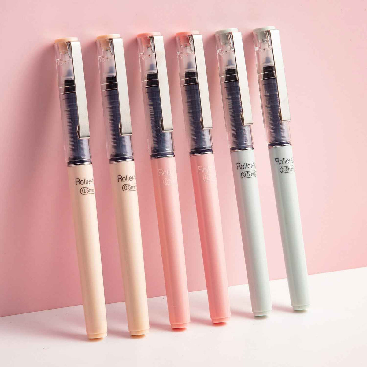 M&G Flüssig-Tintenroller, 0,5 mm Stift mit feiner Spitze und schwarzer Tinte, 6er-Pack