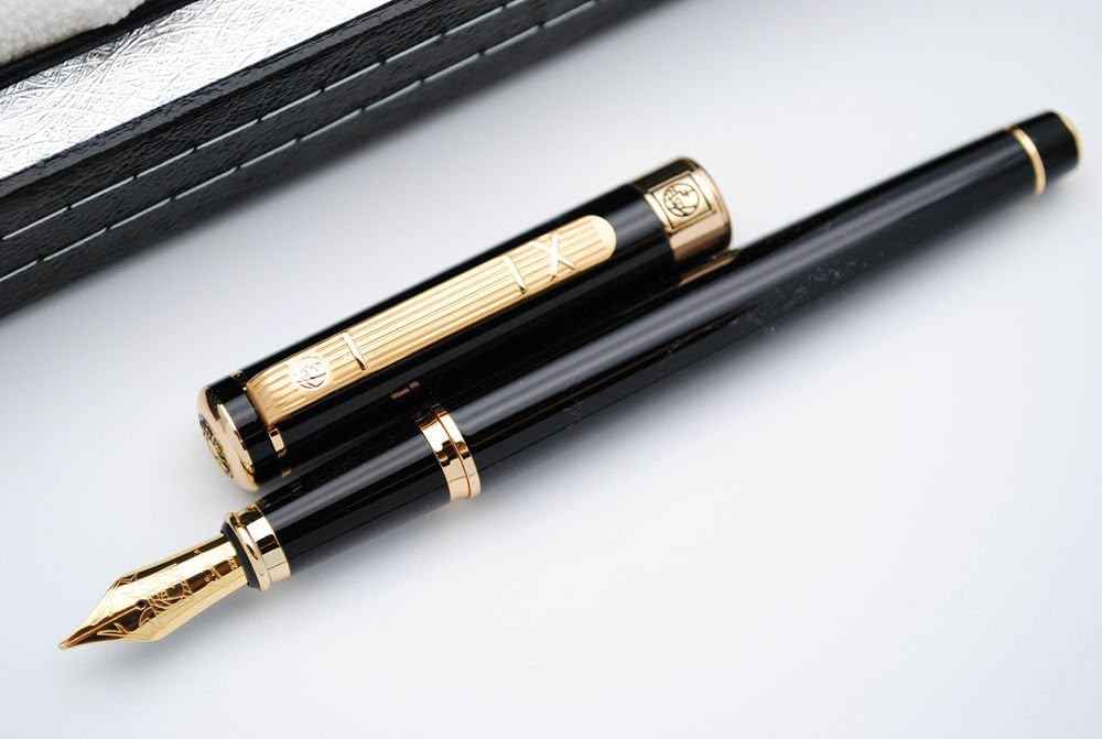 Oryginalne pudełko na pióro wieczne Picasso 902 Gentleman Collection