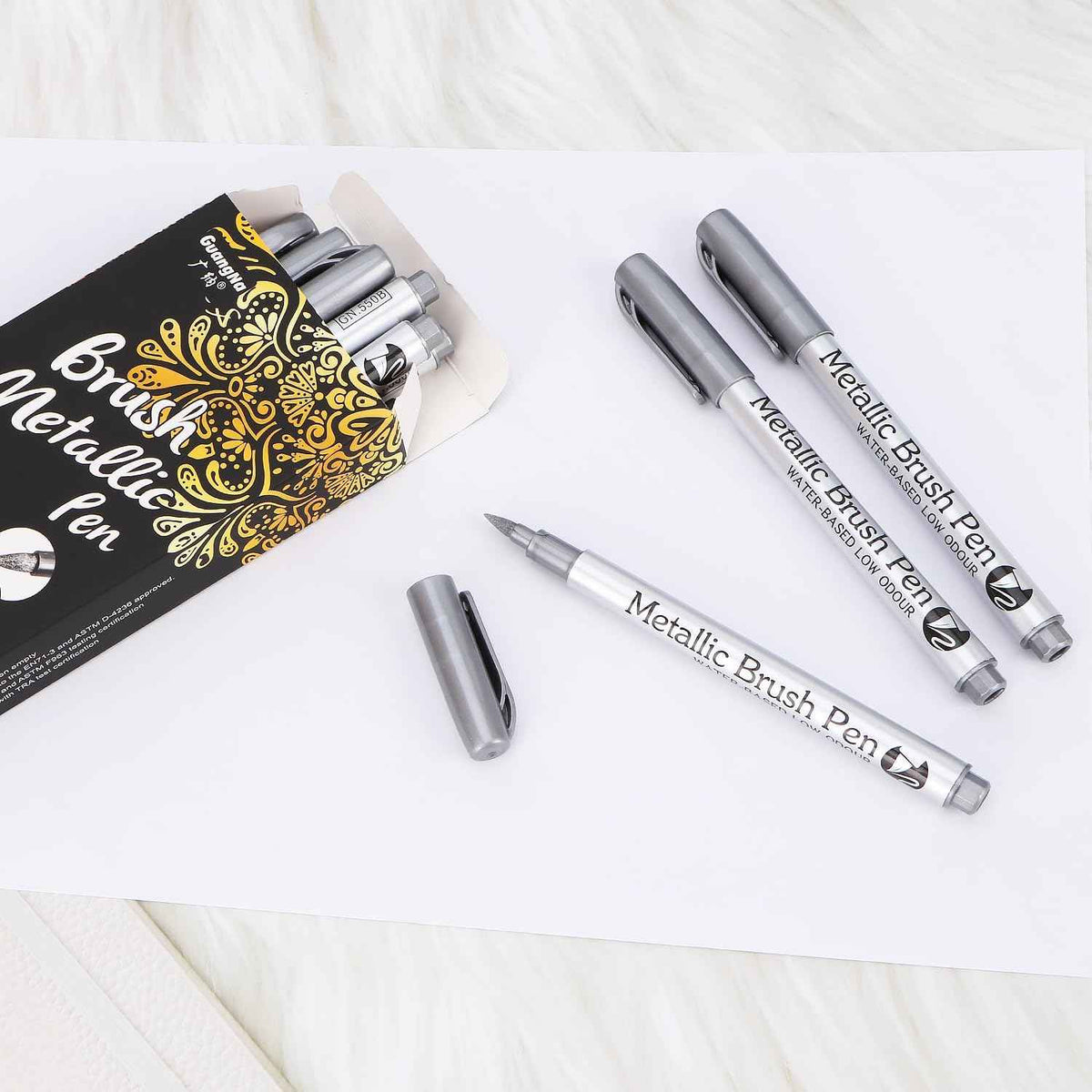 12pcs Metallic Brush Craftwork Marker Pens Silver