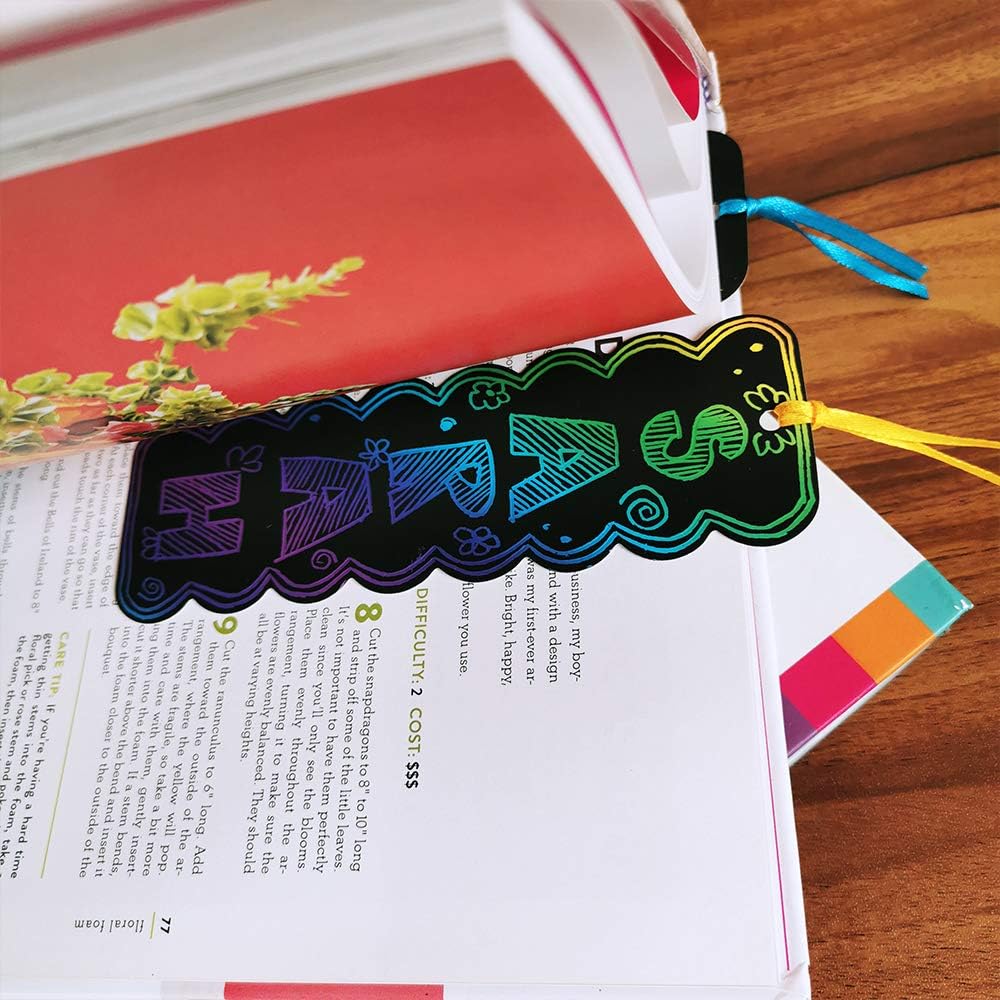 48 Sets 4-Stil Magic Scratch Rainbow Lesezeichen-Bastelset für Kinder